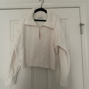 Abercrombie & Fitch Sweater